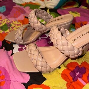 Pierre Dumas Nude heels